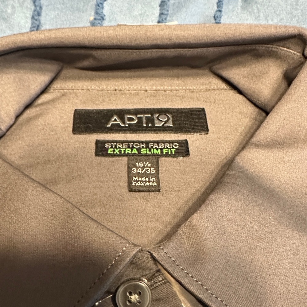 NWT Apt. 9 Men's grey Dress Shirt - Point Collar Button-Up